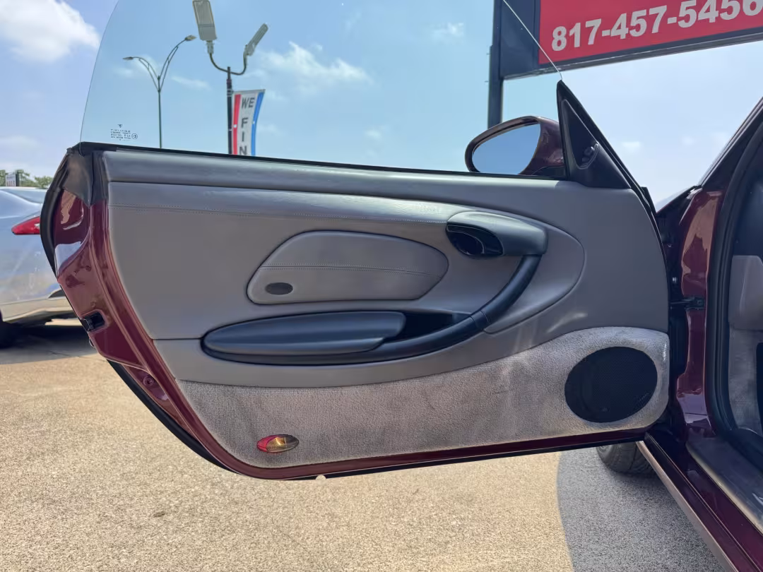 1998 Porsche Boxster - WP0CA2989WU624752 - Image #12