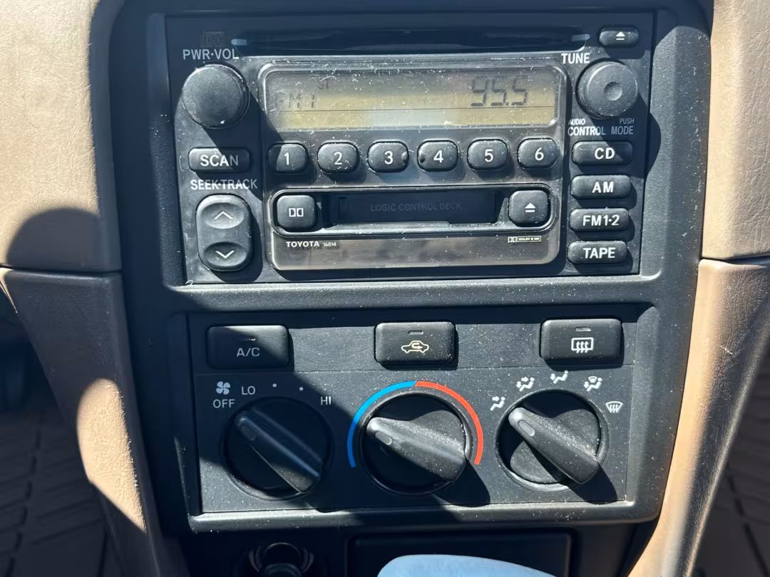 2000 Toyota Camry - JT2BN22K7Y0001073 - Image #12