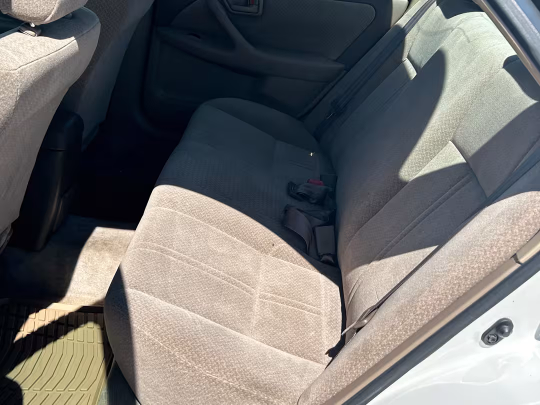 2000 Toyota Camry - JT2BN22K7Y0001073 - Image #13