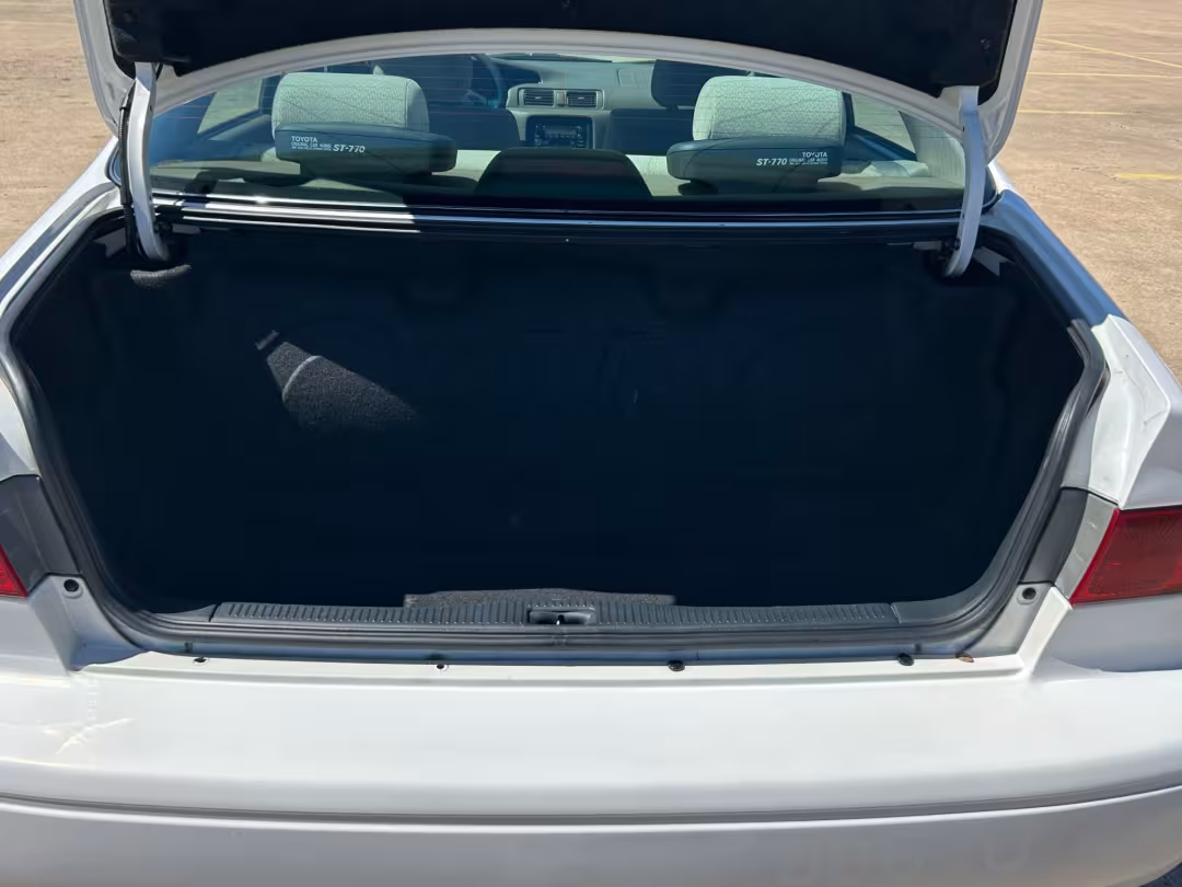2000 Toyota Camry - JT2BN22K7Y0001073 - Image #14