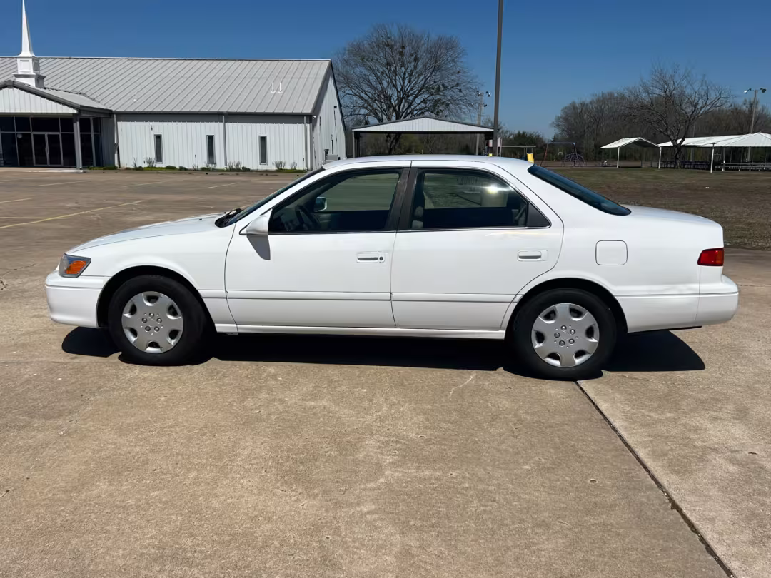 2000 Toyota Camry - JT2BN22K7Y0001073 - Image #7