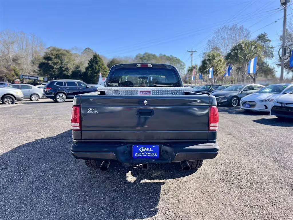 2002 Dodge Dakota - 1B7HG38N92S510158 - Image #4