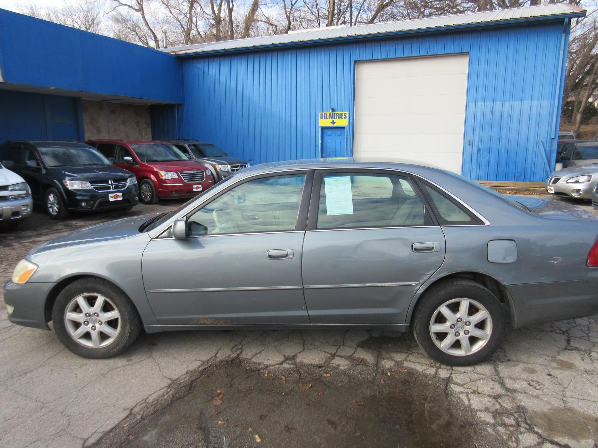 2002 Toyota Avalon - 4T1BF28B02U196781 - Image #1