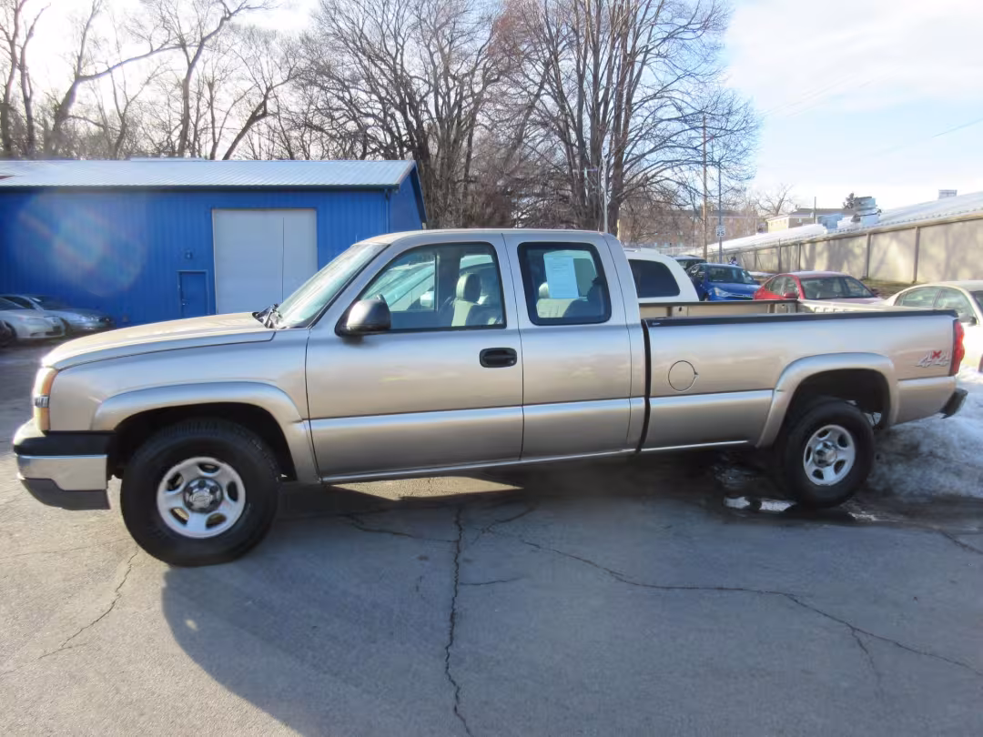2004 Chevrolet Silverado 1500 - 1GCEK19Z64E372149 - Image #1