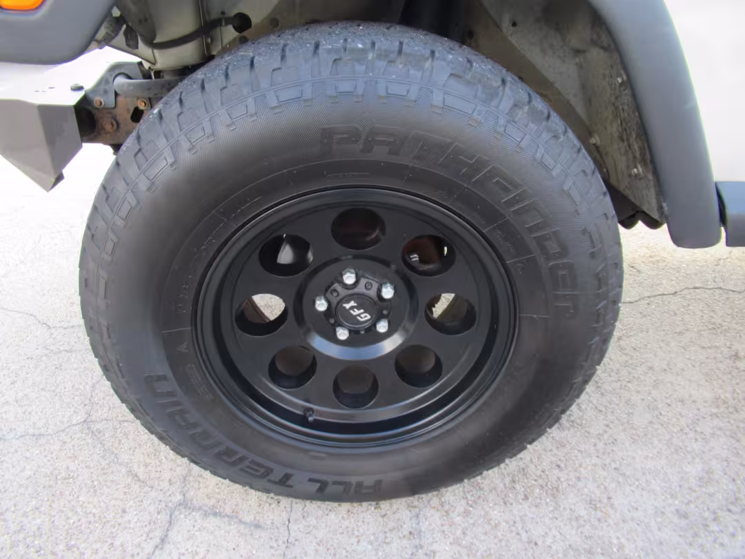 2005 Jeep Wrangler - 1J4FA44S65P359534 - Image #24