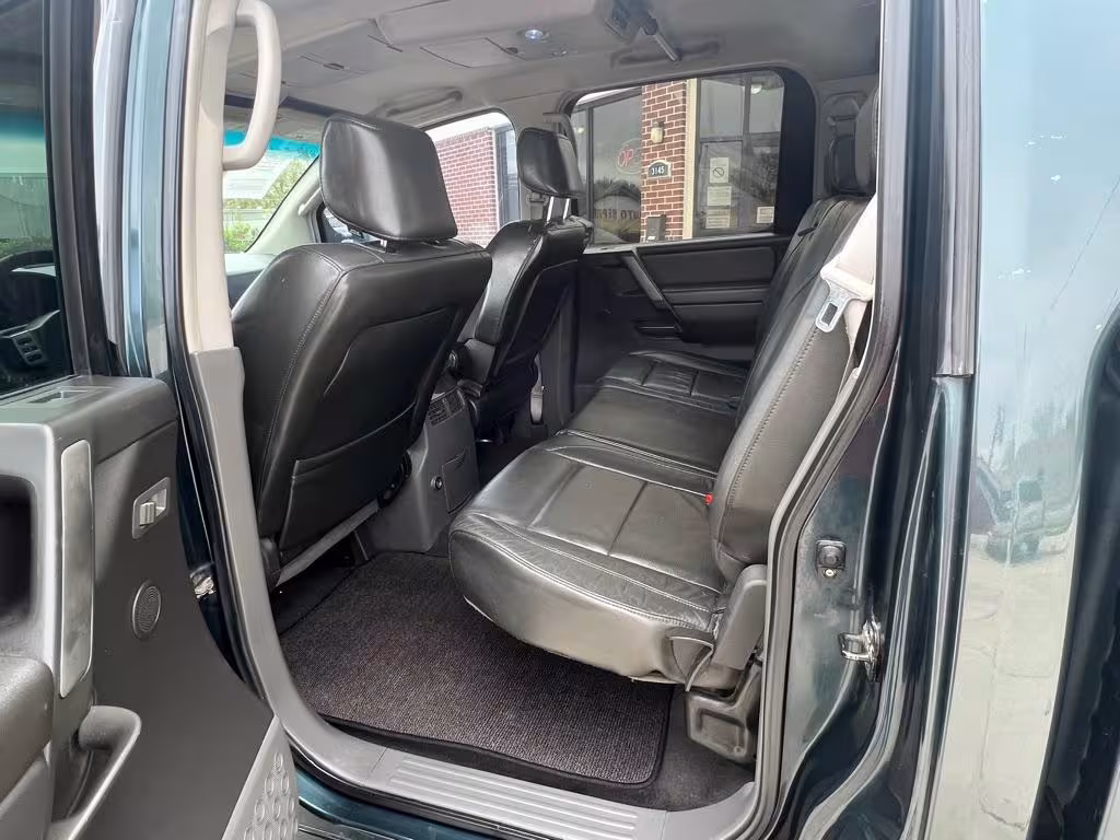 2005 Nissan Titan - 1N6AA07AX5N511173 - Image #17