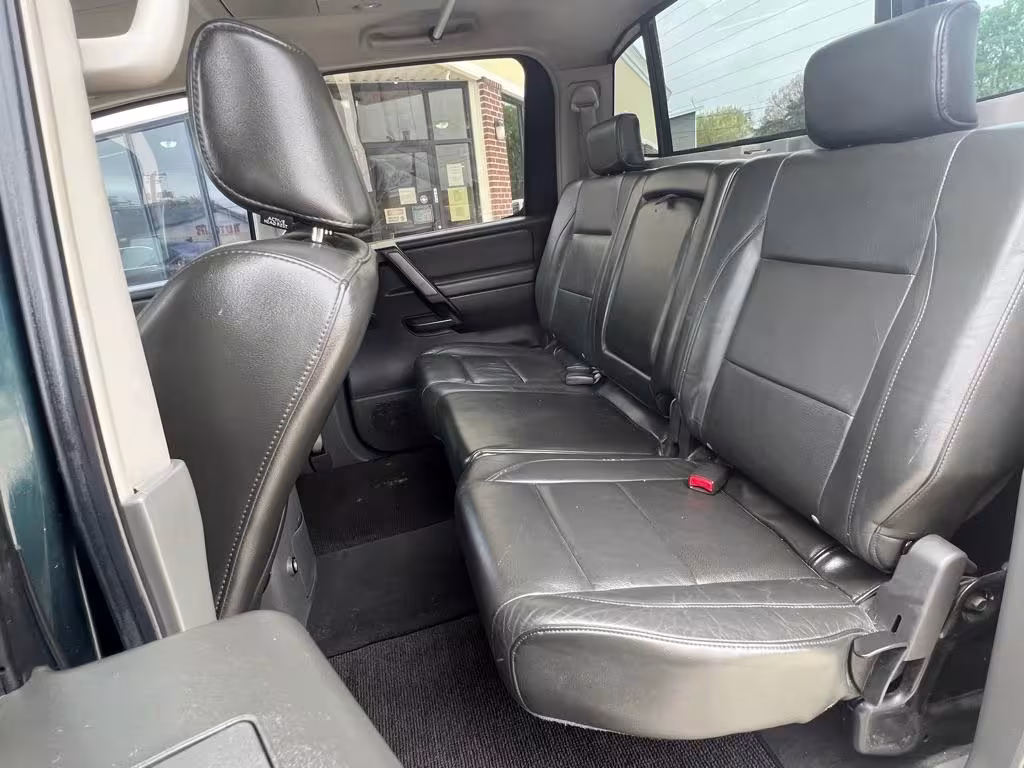 2005 Nissan Titan - 1N6AA07AX5N511173 - Image #18