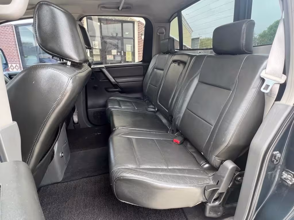 2005 Nissan Titan - 1N6AA07AX5N511173 - Image #19