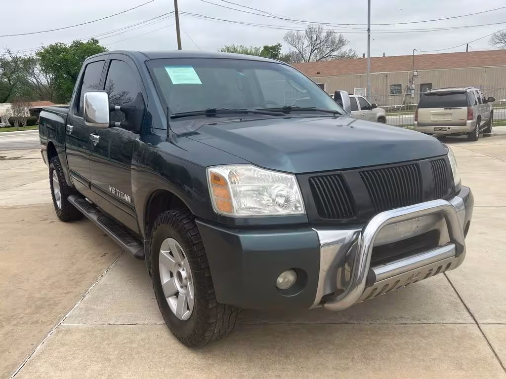 2005 Nissan Titan - 1N6AA07AX5N511173 - Image #4