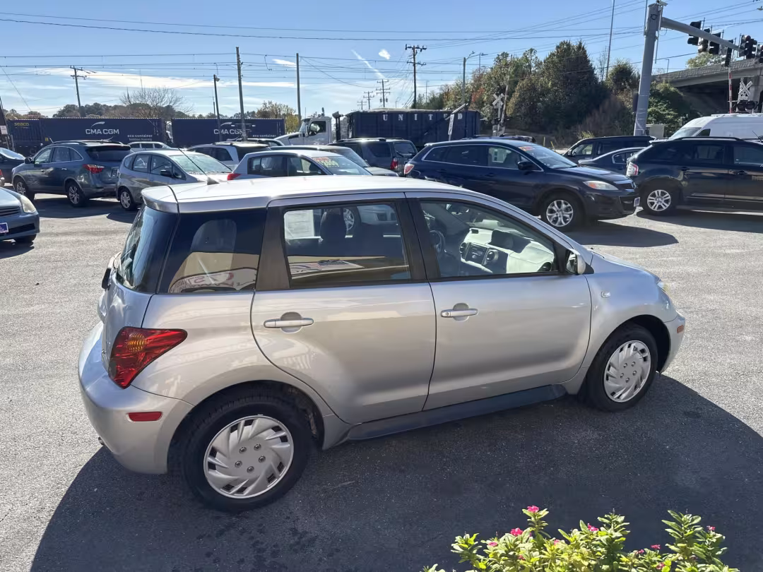 2005 Scion xA - JTKKT604050100184 - Image #5
