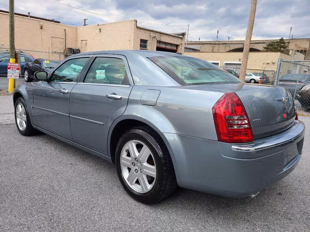 2006 Chrysler 300 - 2C3LK63H26H443237 - Image #5
