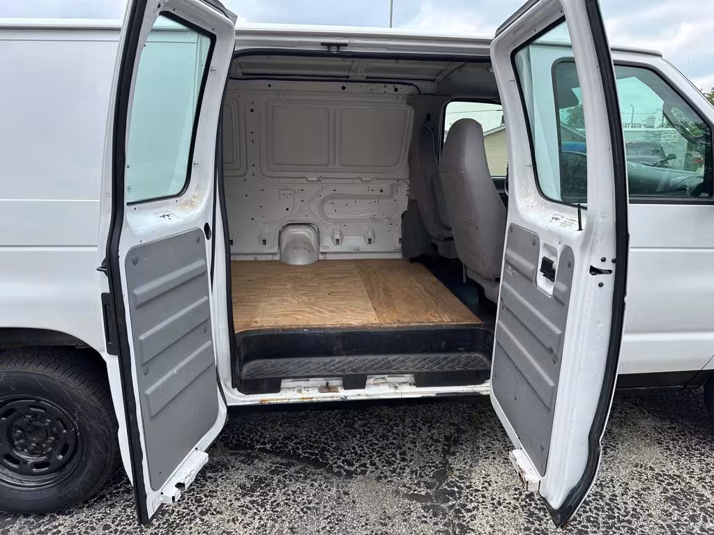 2006 Ford E-Series Van - 1FTRE14W86DA54547 - Image #15