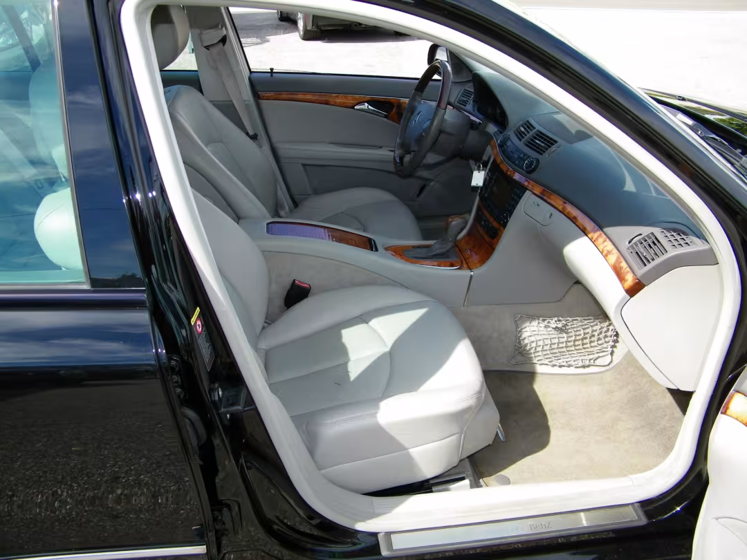 2006 Mercedes-Benz E-Class - WDBUF56J66A830870 - Image #13