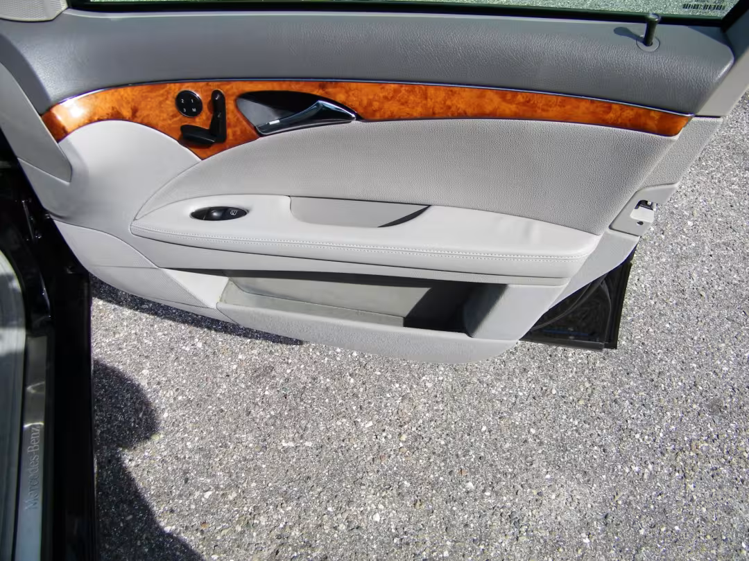 2006 Mercedes-Benz E-Class - WDBUF56J66A830870 - Image #17