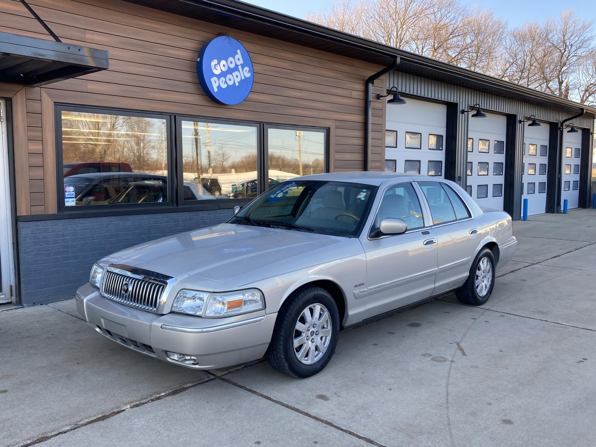 2006 Mercury Grand Marquis - 2MEHM75V16X607781 - Image #3