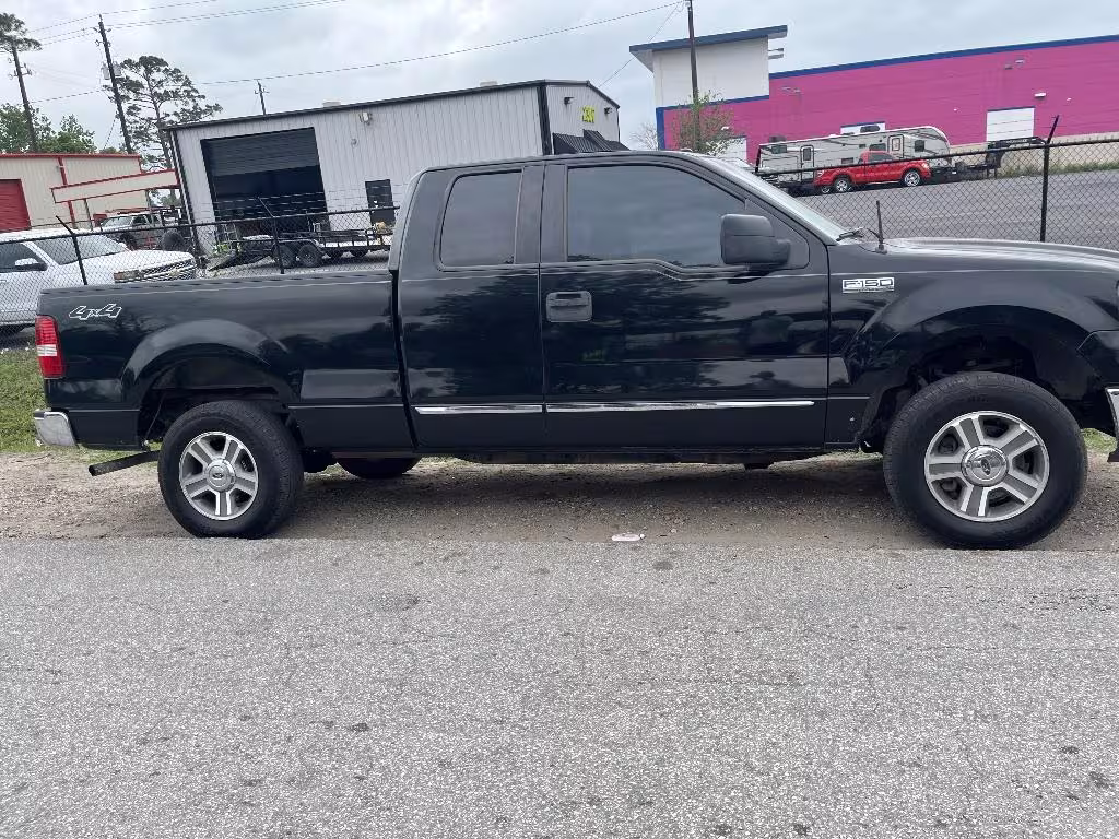 2007 Ford F-150 - 1FTPX14V67NA11927 - Image #1