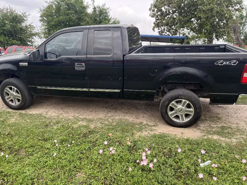2007 Ford F-150 - 1FTPX14V67NA11927 - Image #3
