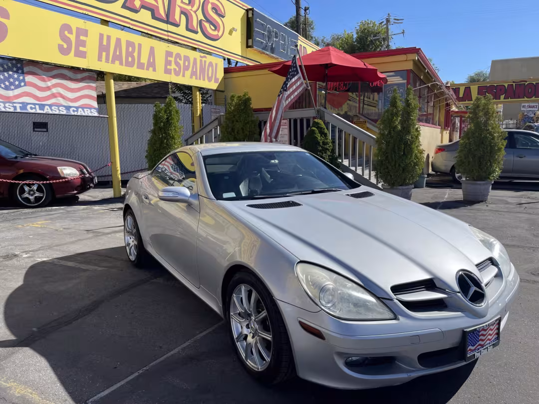 2007 Mercedes-Benz SLK - WDBWK56FX7F161653 - Image #3