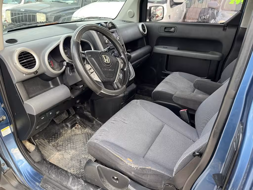 2008 Honda Element - 5J6YH18768L008966 - Image #4