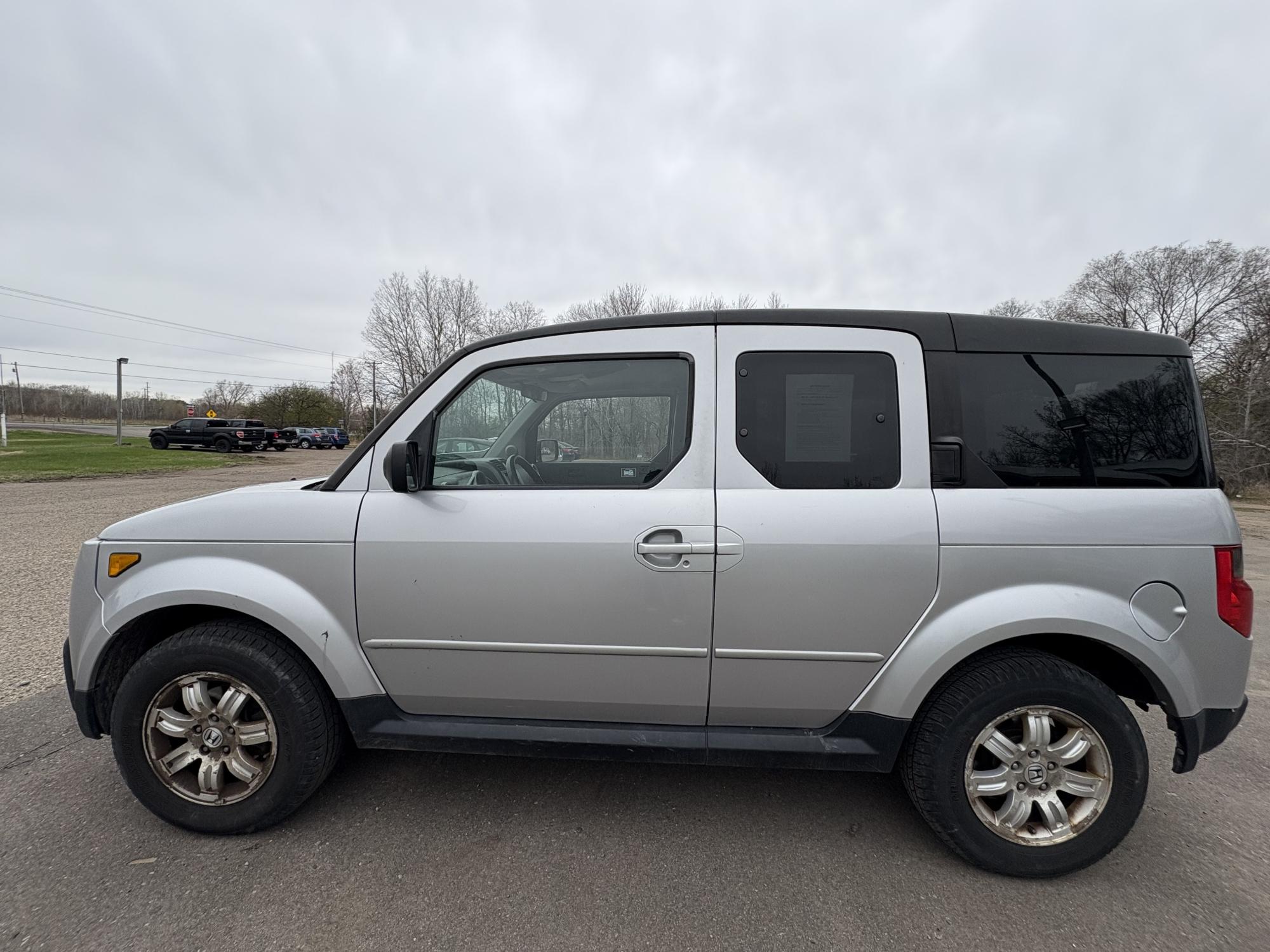 2008 Honda Element - 5J6YH18798L007973 - Image #2