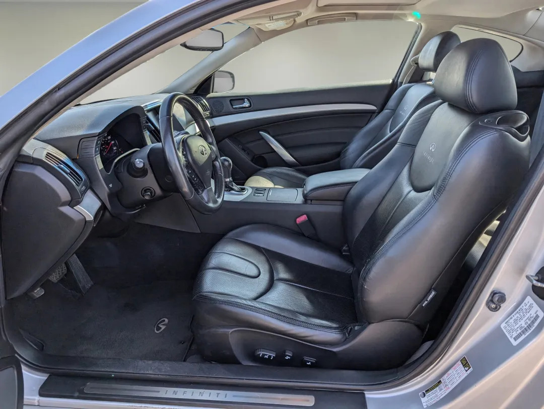 2008 Infiniti G37 Coupe - JNKCV64E78M106794 - Image #10