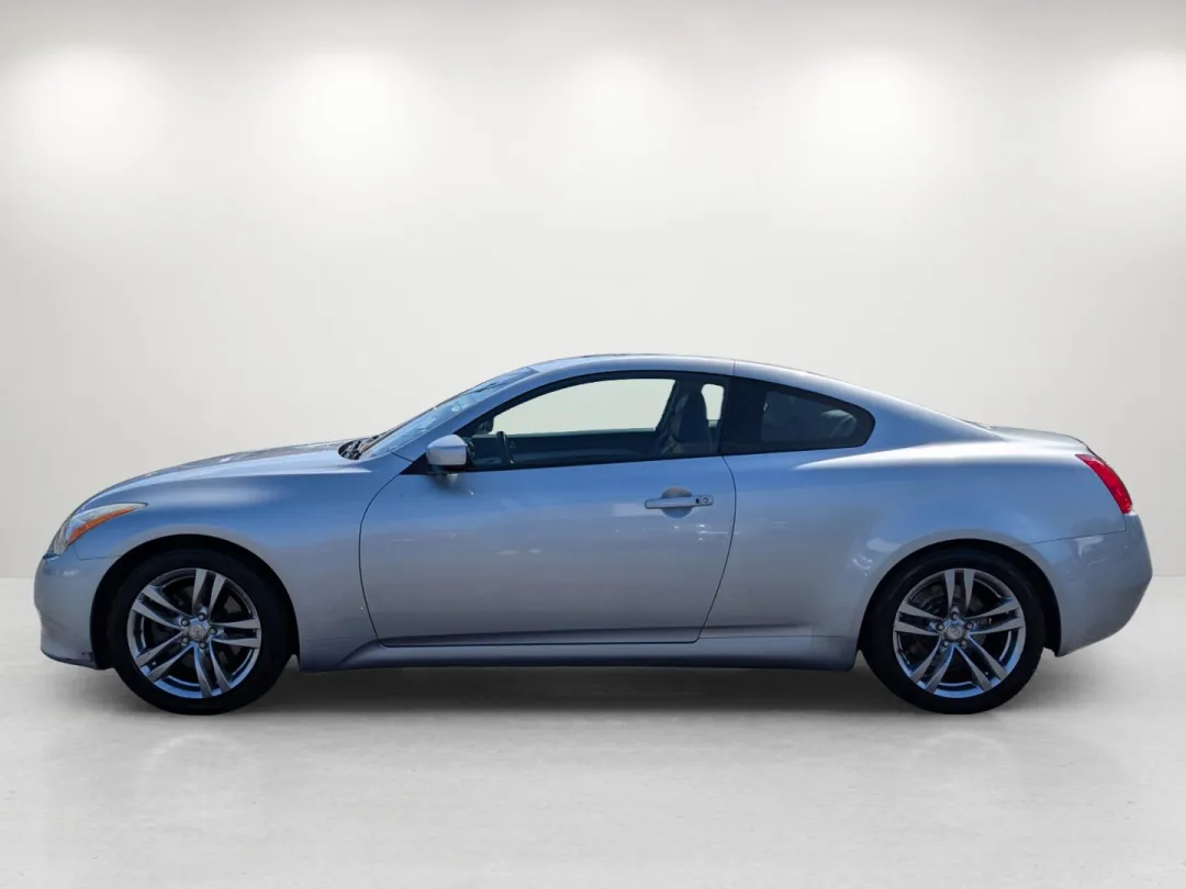2008 Infiniti G37 Coupe - JNKCV64E78M106794 - Image #8