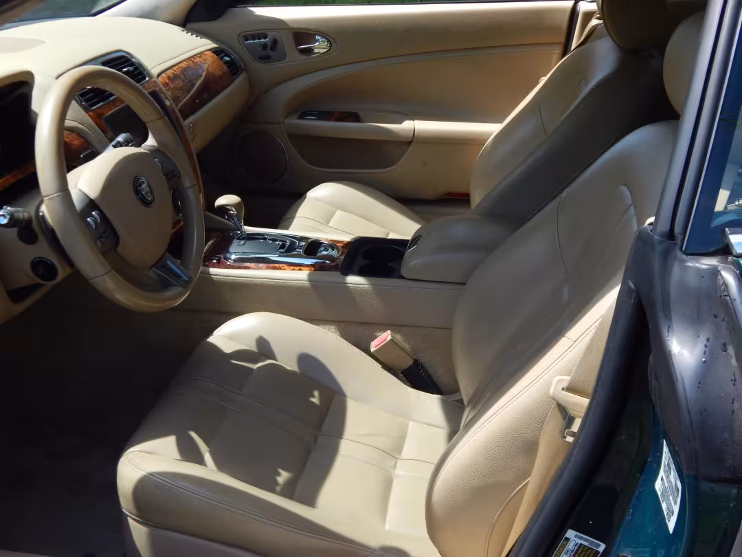 2008 Jaguar XK-Series - SAJWA43B285B20963 - Image #10