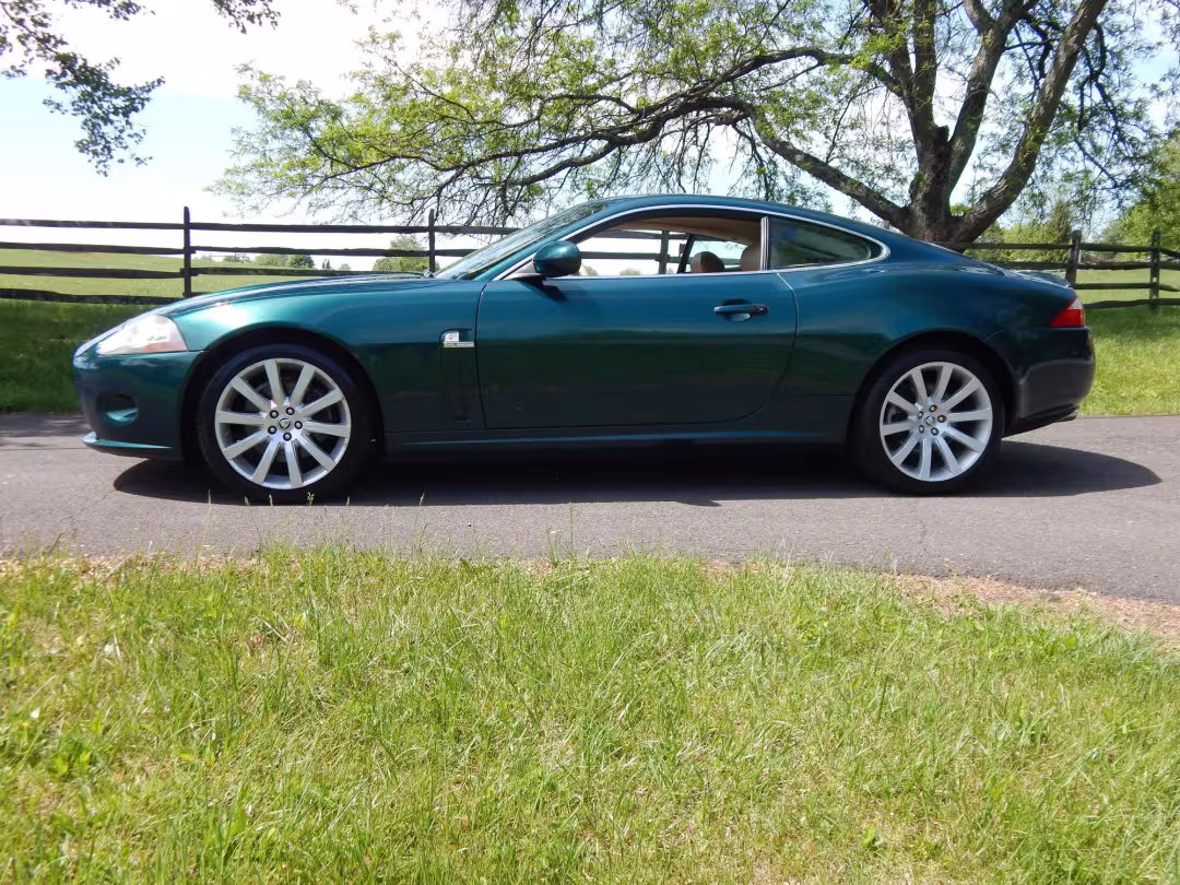 2008 Jaguar XK-Series - SAJWA43B285B20963 - Image #2