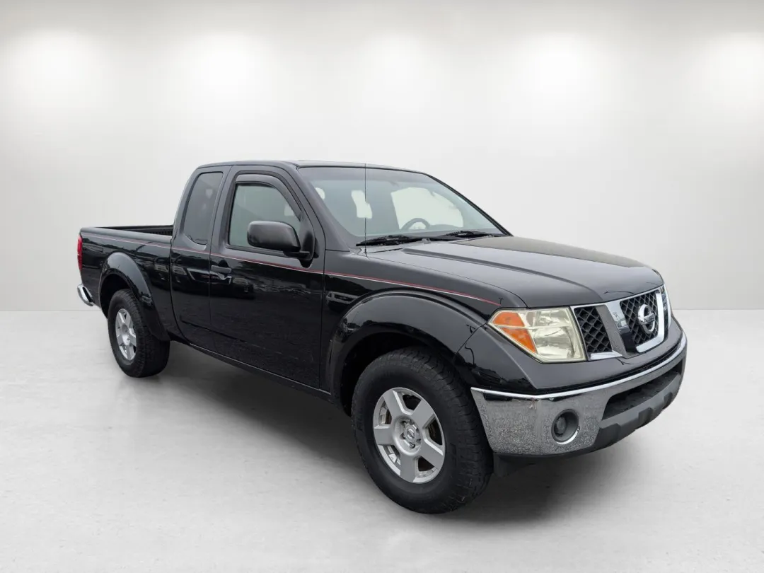 2008 Nissan Frontier - 1N6AD06U78C432398 - Image #3