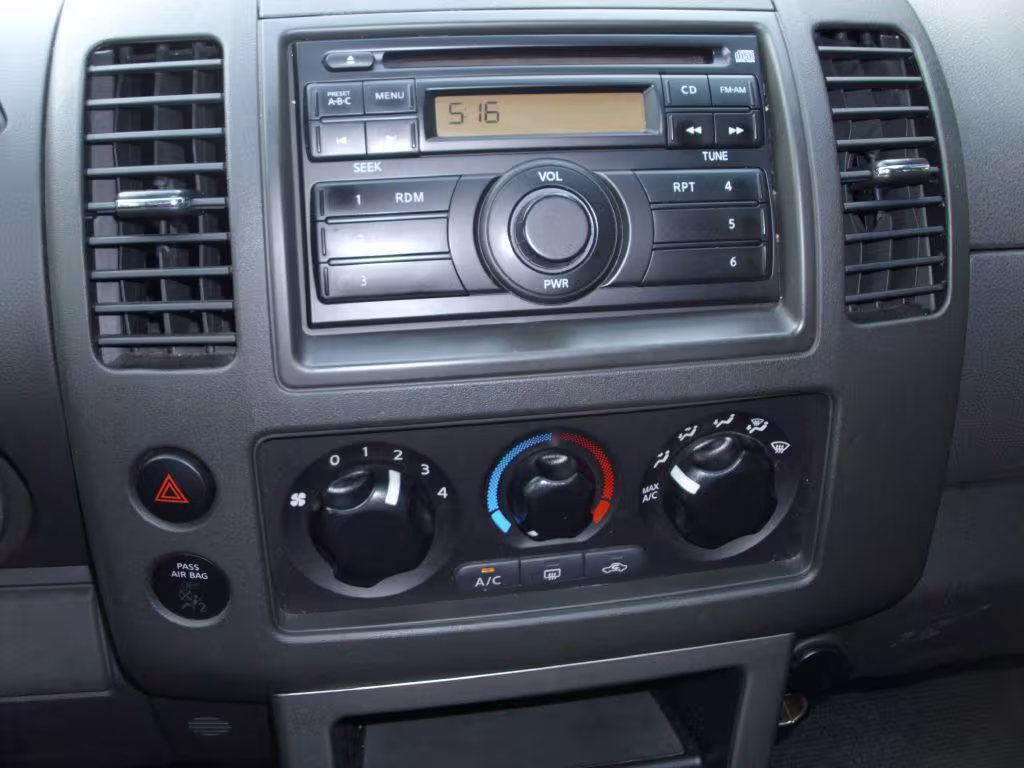 2008 Nissan Pathfinder - 5N1AR18U28C636464 - Image #16
