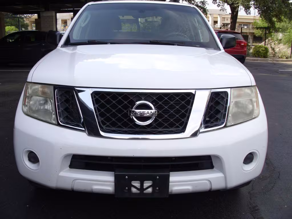 2008 Nissan Pathfinder - 5N1AR18U28C636464 - Image #2
