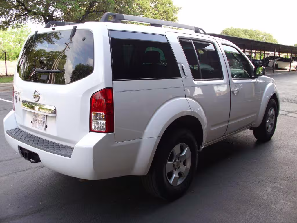 2008 Nissan Pathfinder - 5N1AR18U28C636464 - Image #3