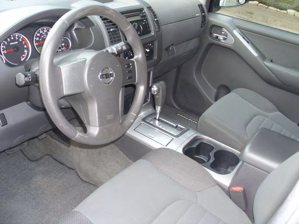 2008 Nissan Pathfinder - 5N1AR18U28C636464 - Image #5