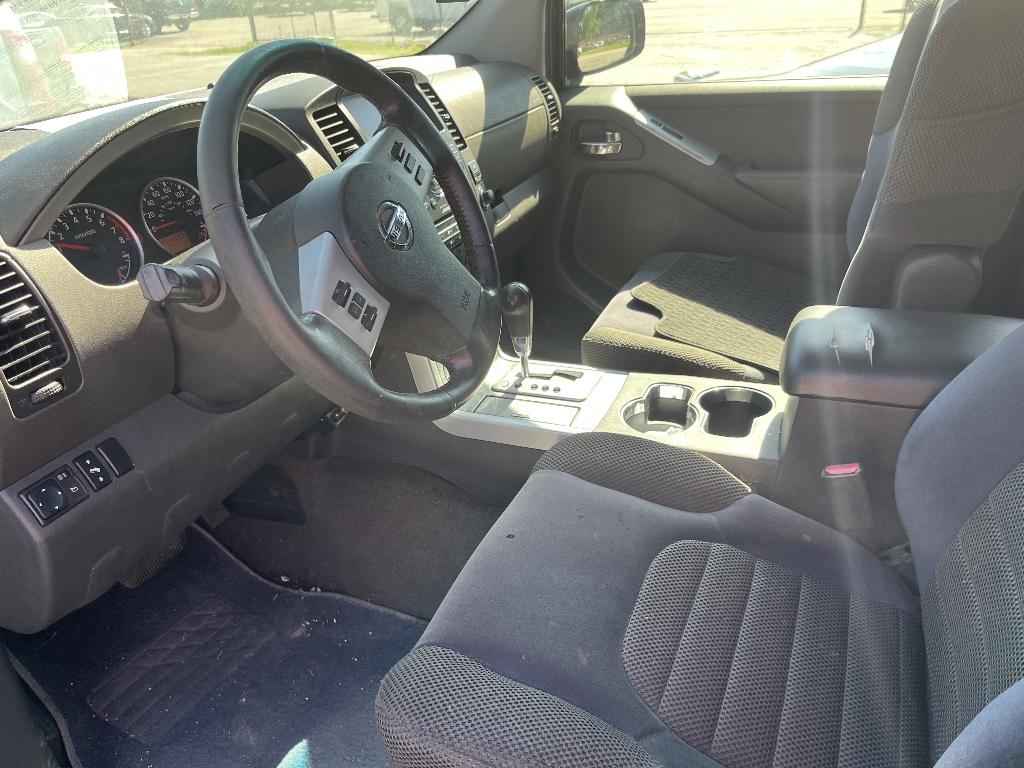 2008 Nissan Pathfinder - 5N1AR18UX8C600702 - Image #2