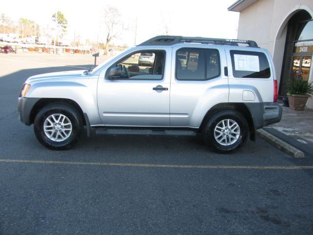 2008 Nissan Xterra - 5N1AN08U78C504421 - Image #2