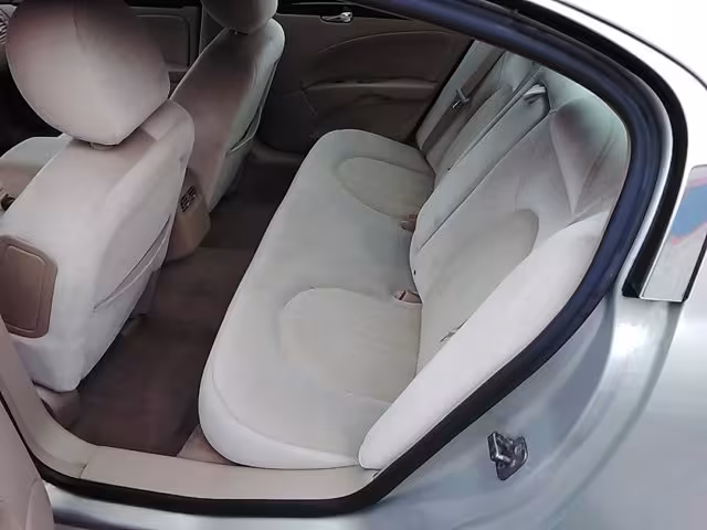2009 Buick Lucerne - 1G4HP57M39U117304 - Image #9