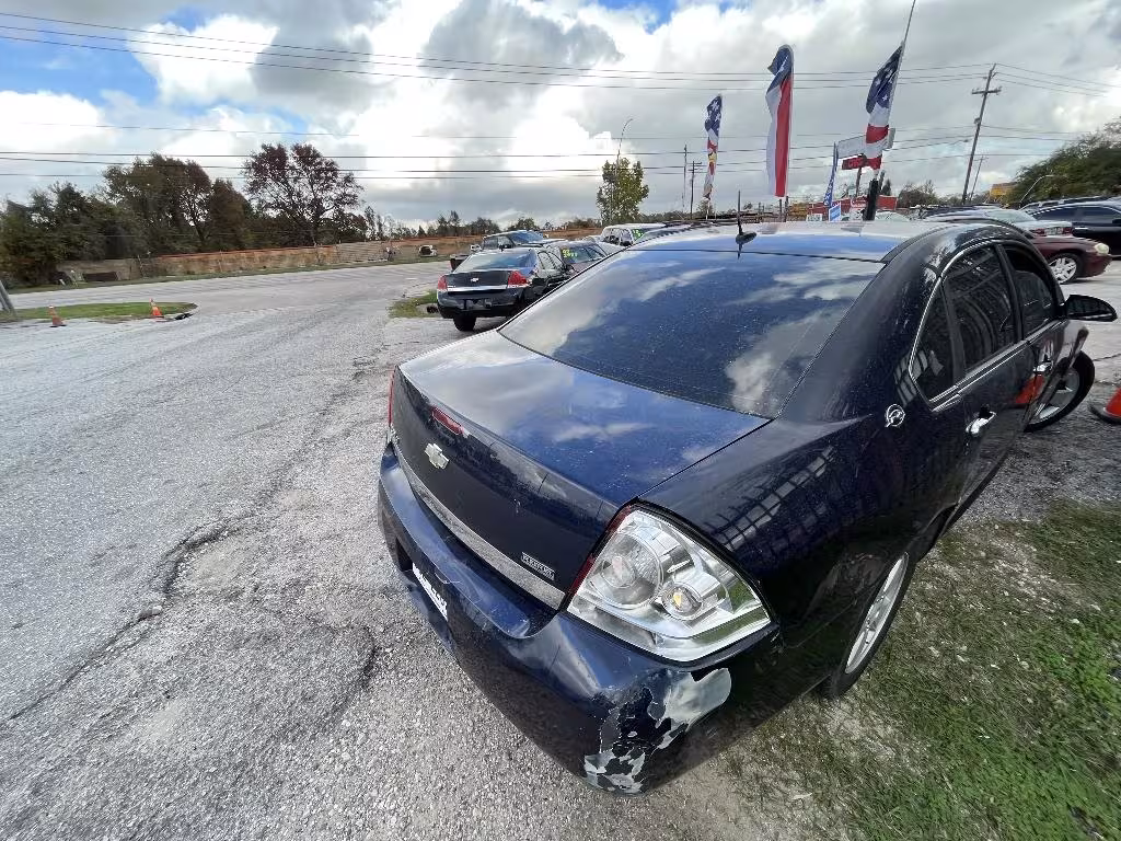 2009 Chevrolet Impala - 2G1WT57KX91318806 - Image #1