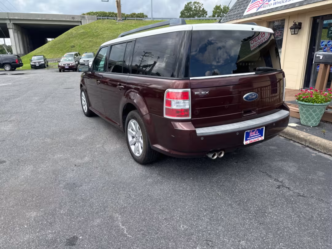 2009 Ford Flex - 2FMDK51C79BA36521 - Image #1