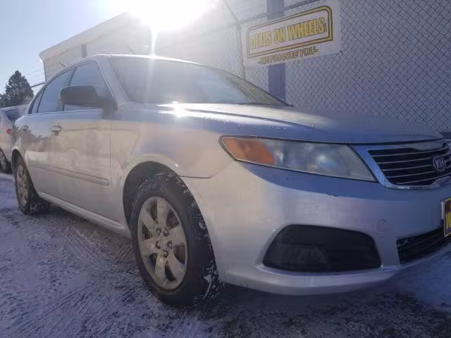 2009 Kia Optima - KNAGE228395308162 - Image #2