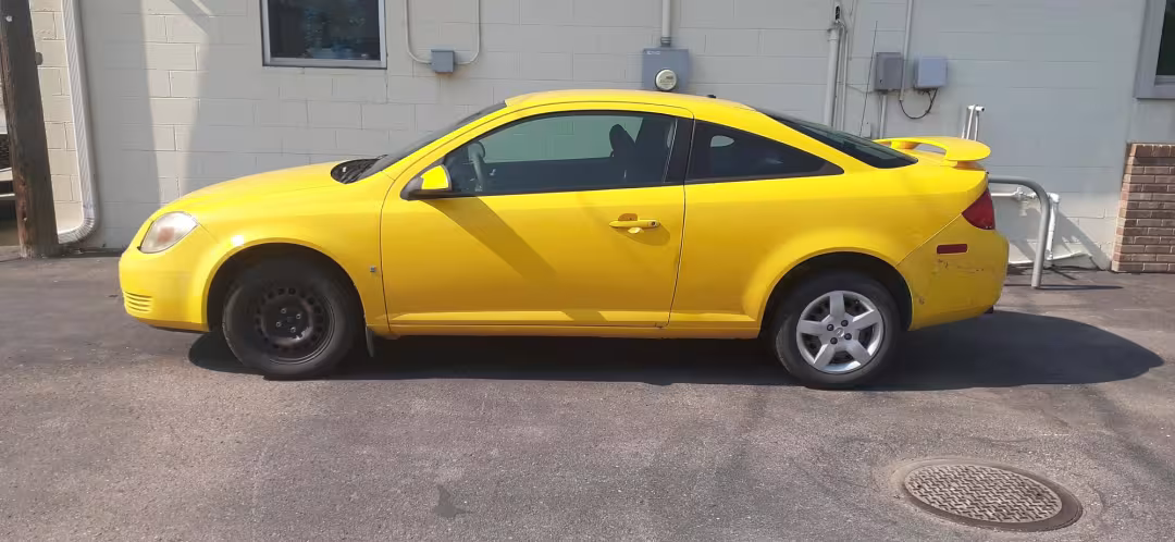 2009 Pontiac G5 - 1G2AS18H597240538 - Image #1
