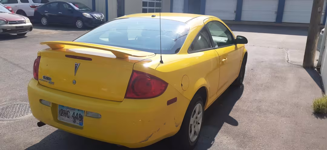 2009 Pontiac G5 - 1G2AS18H597240538 - Image #4