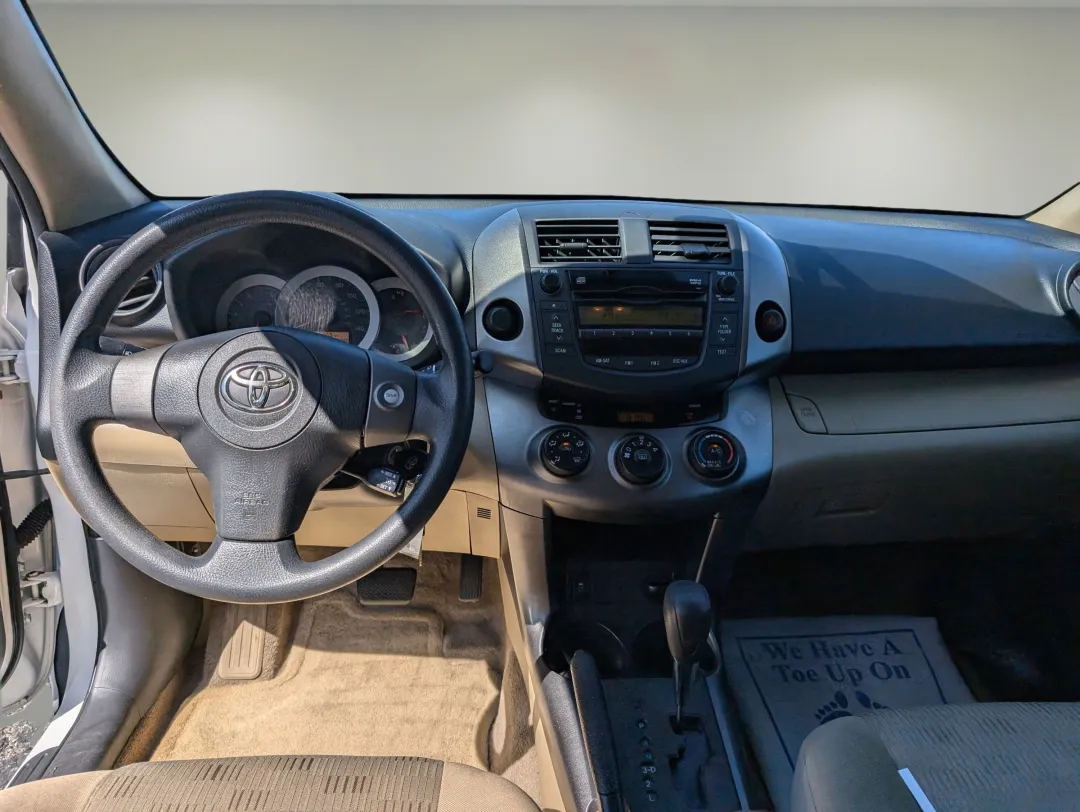 2009 Toyota RAV4 - JTMZF33V39D008324 - Image #13