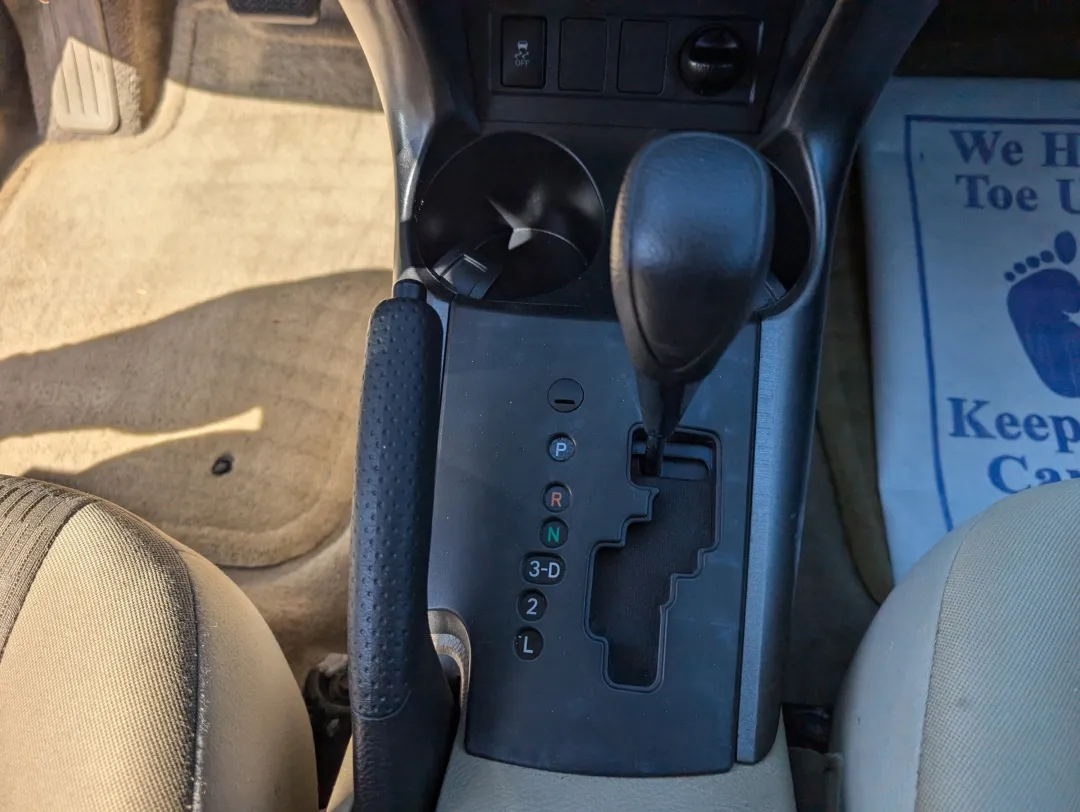 2009 Toyota RAV4 - JTMZF33V39D008324 - Image #14
