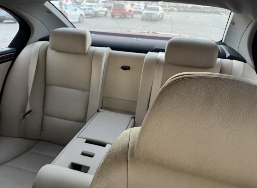 2010 BMW 5-Series - WBANW1C57AC168233 - Image #2