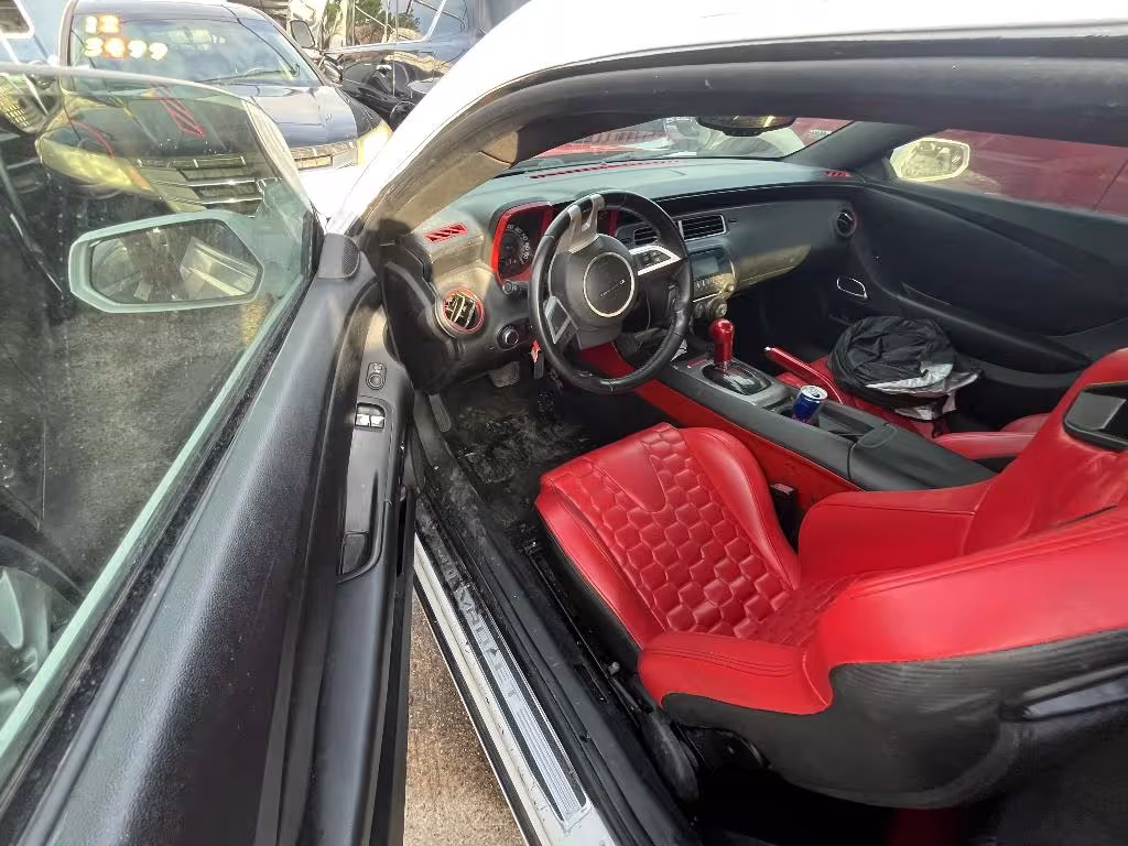 2010 Chevrolet Camaro - 2G1FJ1EJ2A9156846 - Image #3