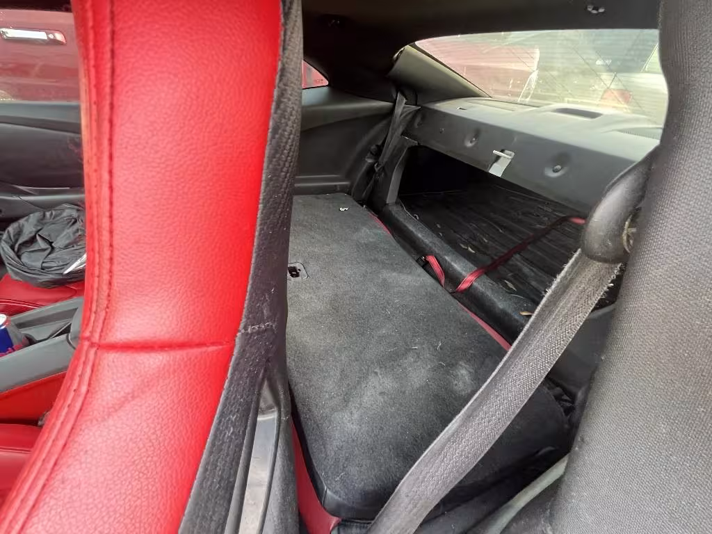 2010 Chevrolet Camaro - 2G1FJ1EJ2A9156846 - Image #4