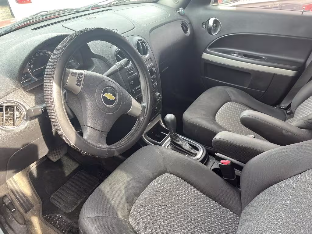 2010 Chevrolet HHR - 3GNBABDB3AS621585 - Image #4