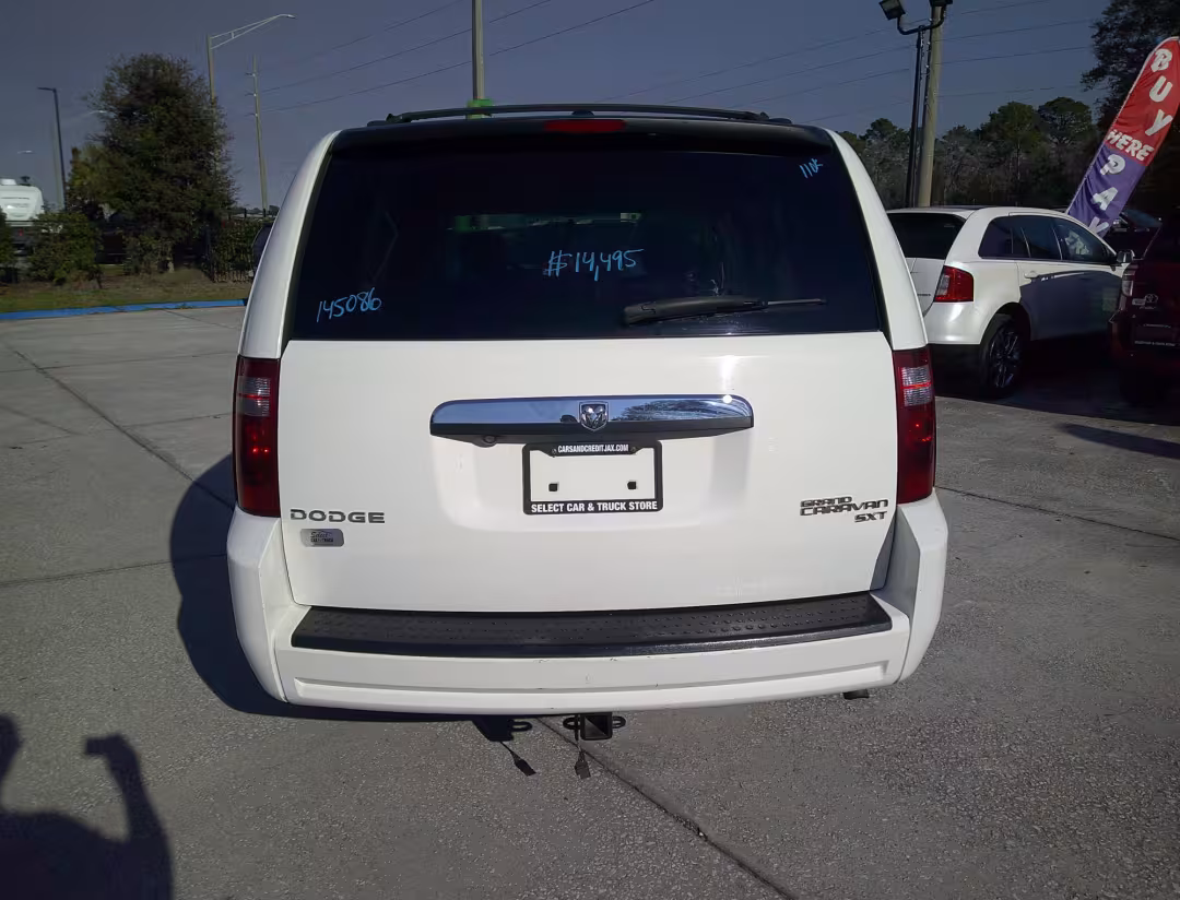 2010 Dodge Grand Caravan - 2D4RN5D19AR145086 - Image #3