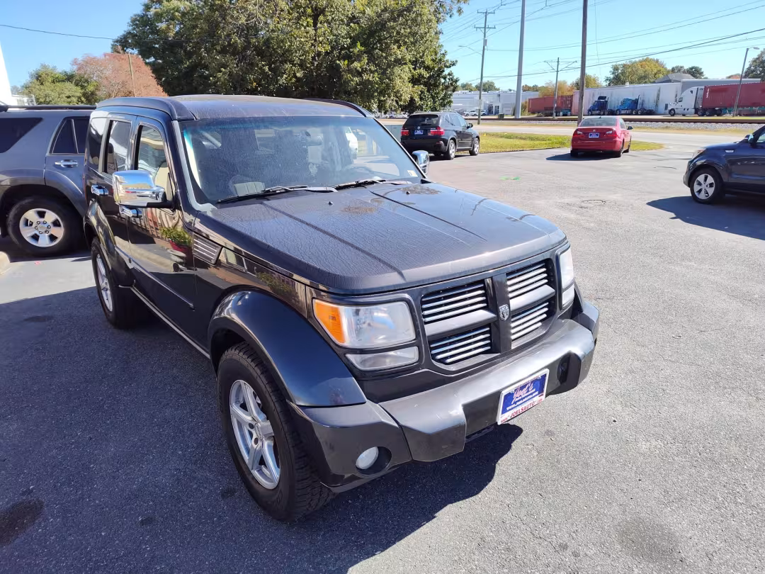 2010 Dodge Nitro - 1D4PU4GK1AW161377 - Image #3