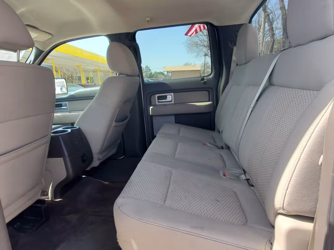 2010 Ford F-150 - 1FTEW1E85AFC55234 - Image #7